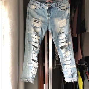 Ripped jeans with rhinestones